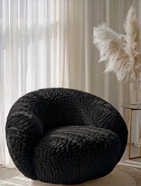The Artist Chair — Black