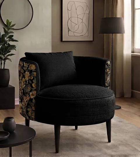 The Iris Chair — Black