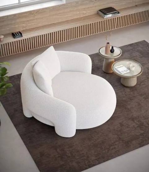 The Manon Chair — White