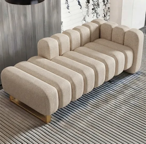 The Court Seater — Beige